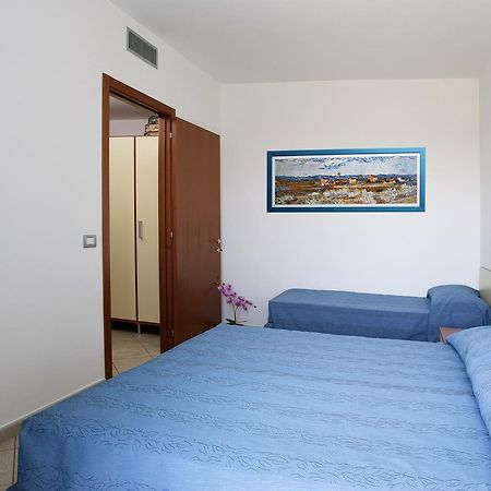 Residence Il Girasole 1 阿尔巴·阿德里亚蒂卡 外观 照片